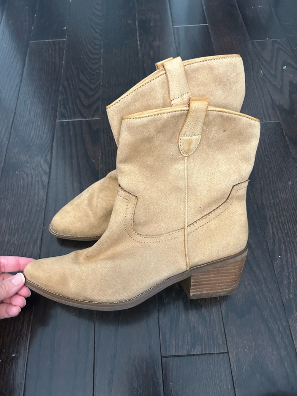Women’s Tan Suede Western Ankle Boots